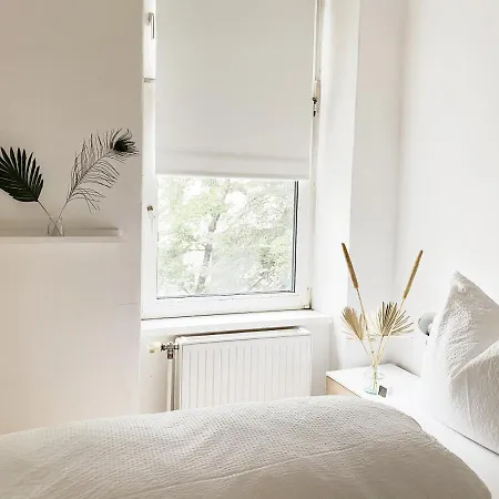 Sunny Apartment Near Belvedere Castle Wenen Buitenkant foto